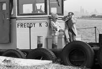 Кадр Бродвей Денни Роуз