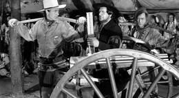 Кадр из фильма "Северо-западная конная полиция" - 1