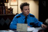 Кадр Мужчина с гарантией