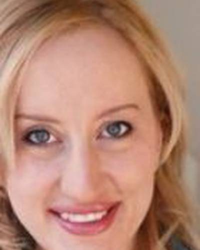 Сэра Бэйли фото