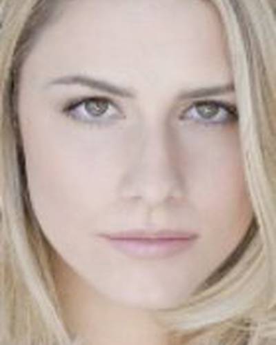 Аликс Вилтон Риган фото