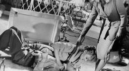 Кадр из фильма "Добродетельная Катрин" - 1