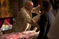 Кадр Череп и кости