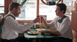 Кадр из фильма "Охота на работу" - 2