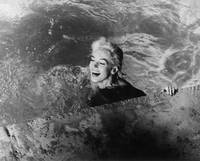 Кадр Что-то должно случиться