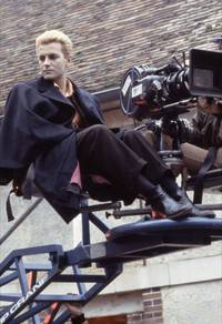 Кадр Публичная женщина