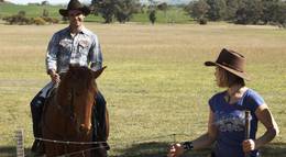 Кадр из фильма "Дочери Маклеода" - 1