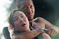 Кадр Собака кусает собаку