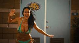 Кадр из фильма "Пираньи 3DD" - 1