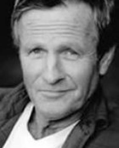 Алистэр Файндлей фото