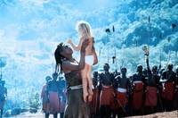 Кадр Шина – королева джунглей