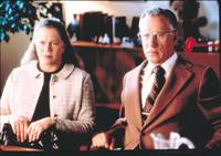 Кадр Девственницы-самоубийцы