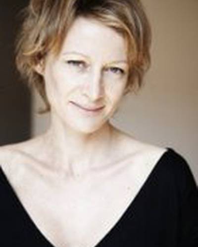 Астрид Ветналл фото