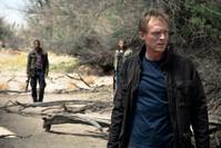 Кадр Превосходство