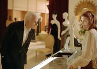 Кадр Продавщица