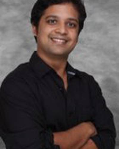 Ананд Тивари фото