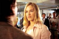 Кадр Элементарные частицы