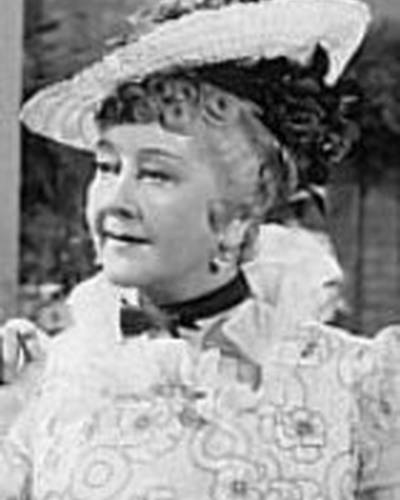 Катрин Дусе фото