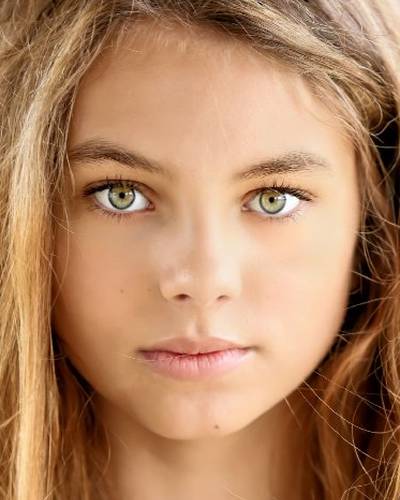 Кэйтлин Кармайкл фото