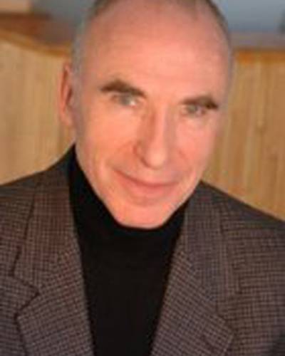 Роберт Йен МакКензи фото