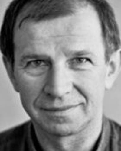 Хенрик Небудек фото