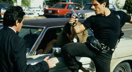 Кадр из фильма "Киборг-полицейский 2" - 1