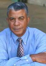 Такер Смоллвуд фото