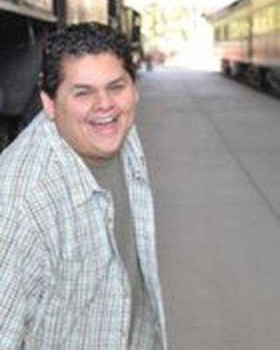 Арис Альварадо фото