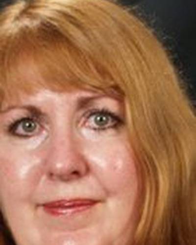 Дезире Эйприл Коннолли фото