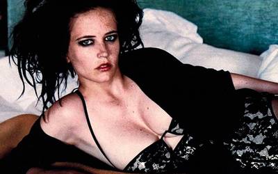 10 cамых горячих актрис августа