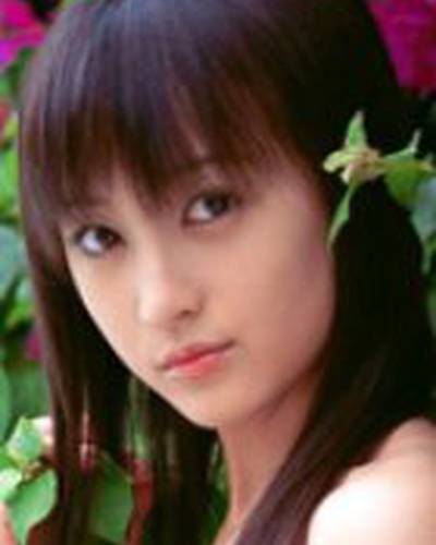 Аяка Комацу фото