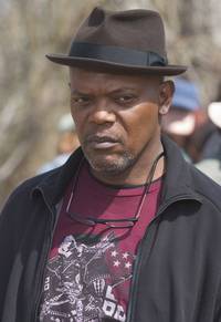 Кадр Обратная сторона правды