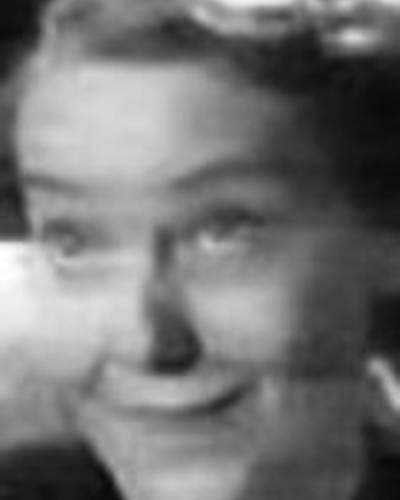 Астрид Холм фото