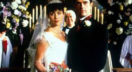 Кадр из фильма "Идеальный муж" - 2