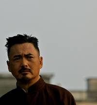 Кадр Пусть летят пули