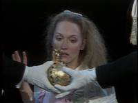 Кадр Алиса во дворце