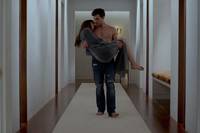 Кадр 50 оттенков серого