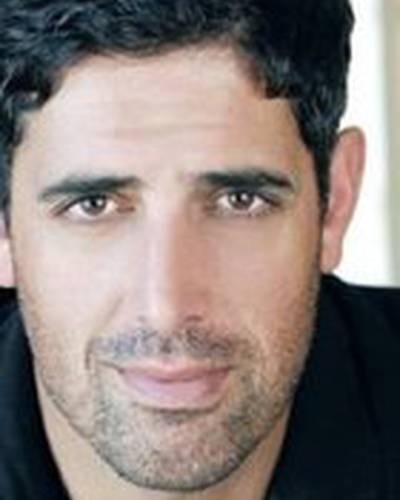 Greg Derelian фото