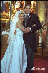Кадр Молодожены