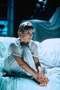 Кадр Занавес любви