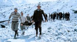 Кадр из фильма "Пять дней лета" - 1