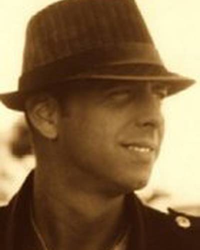 Джон МакАдамс фото