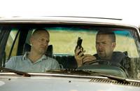 Кадр Адамовы яблоки