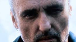 Кадр из фильма "На берегу реки" - 1