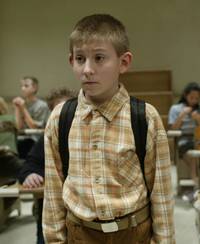 Кадр Малкольм в центре внимания