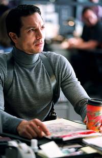 Кадр Женщина-кошка