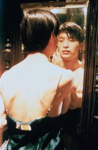 Кадр Восточный дворец, западный дворец