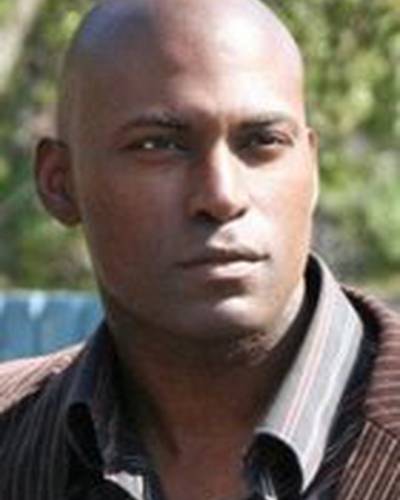 Де Леон Ховард III фото