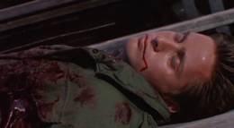 Кадр из фильма "Уиздом" - 1