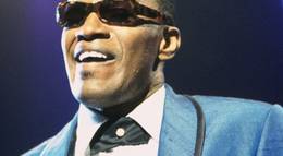 Кадр из фильма "Рэй" - 2